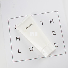 ODM 100ml Foaming Facial Cleanser Foaming Face Wash For Oily Skin