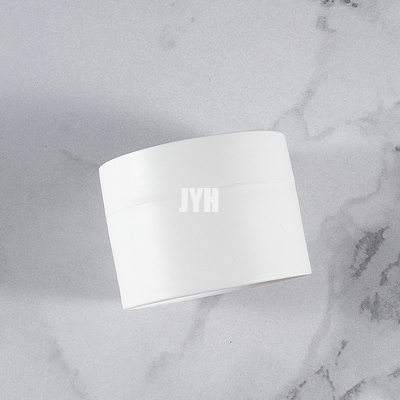 Whitening Moisturizing Anti Aging Cream Formulation  50ml For Adult